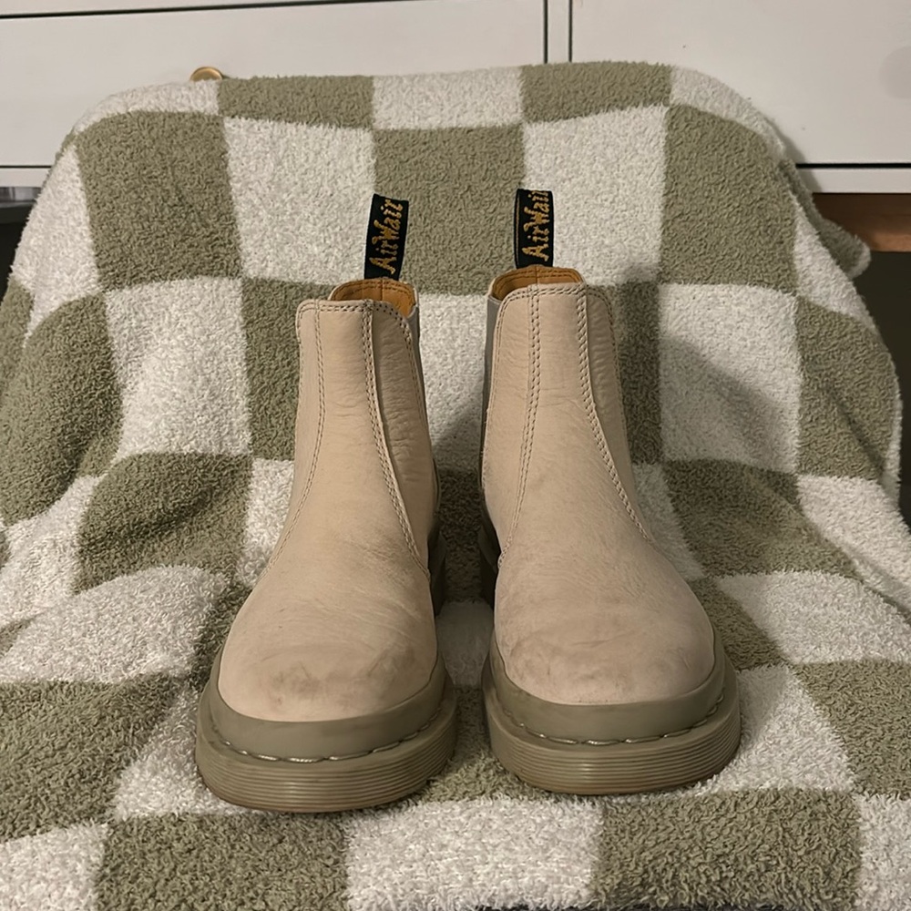 Cream Dr. Martens Chelsea Boots
